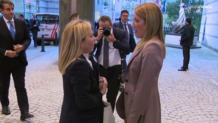 Meloni asegura en Bruselas que colaborará con la Unión Europea