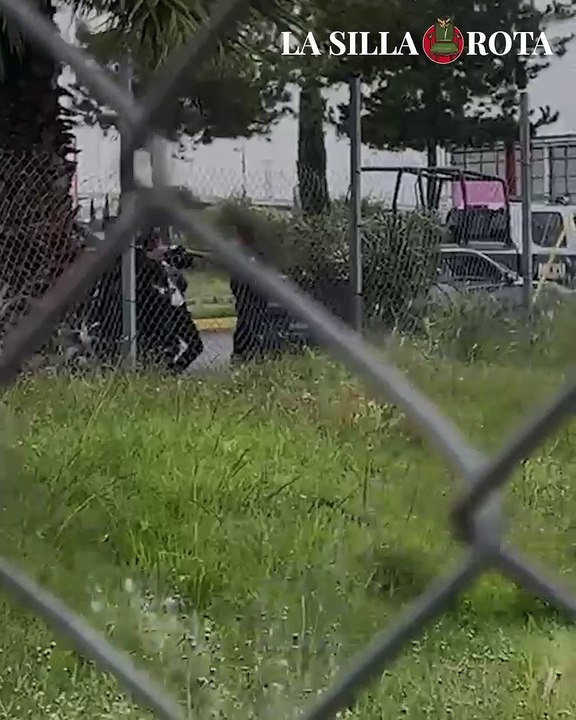Con "llave china", policía somete a joven hasta que se desvanece