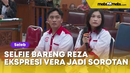 Selfie Dirangkul Adik Brigadir J, Ekspresi Vera Simanjuntak Tuai Sorotan: Kayak Risih