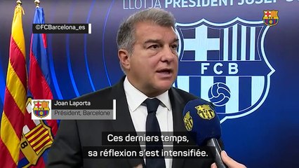 Barcelone - Laporta rend hommage à Piqué, "une référence du Barcelonisme"