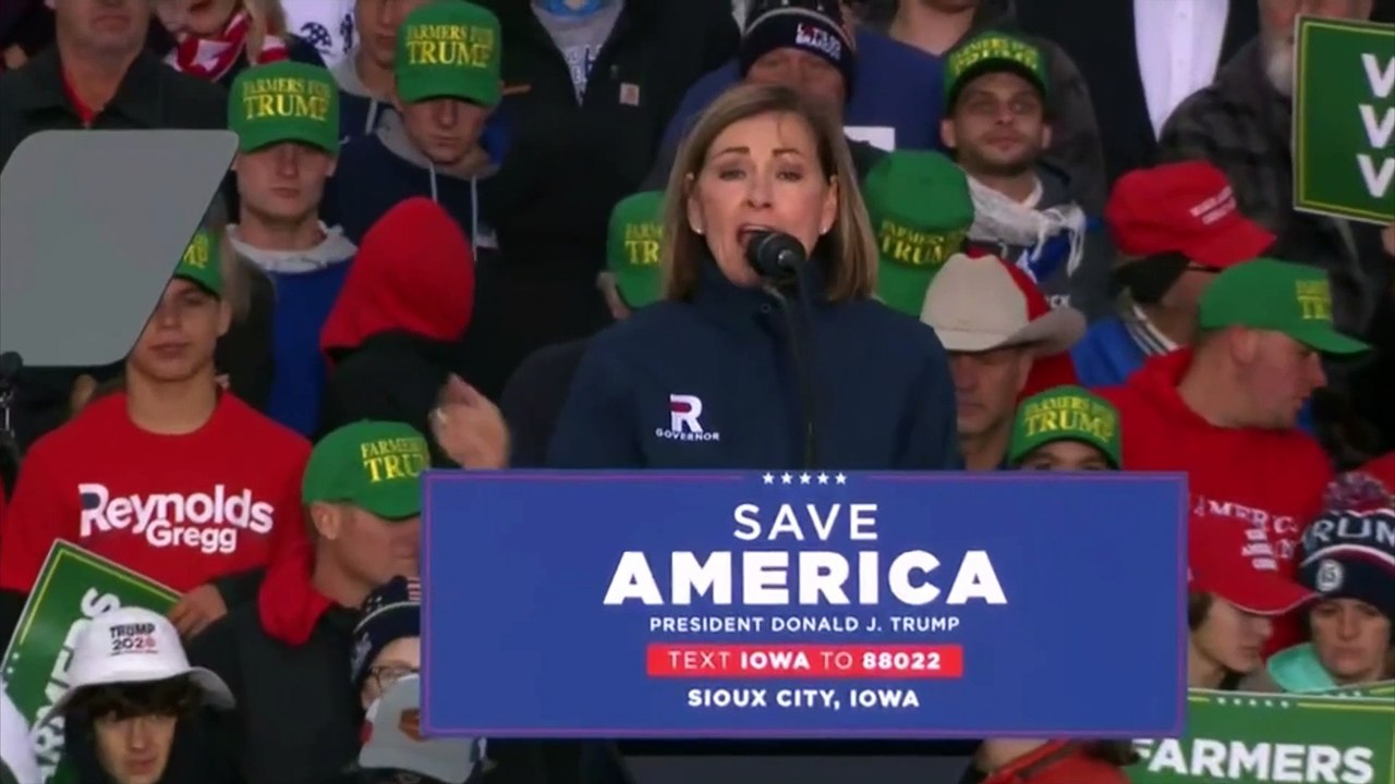 Kim Reynolds Speaks at Save America Rally in Sioux City, Iowa November 03 2022