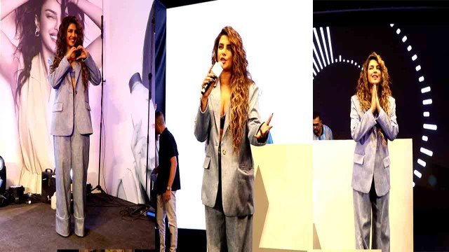 Priyanka Chopra launches her new store Nykaa in Mumbai, Distribute T-Shirt to Fans | FilmiBeat