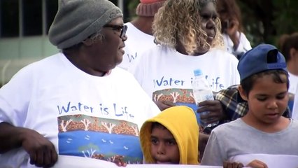 Committee at odds with Northern Territory government over water plan