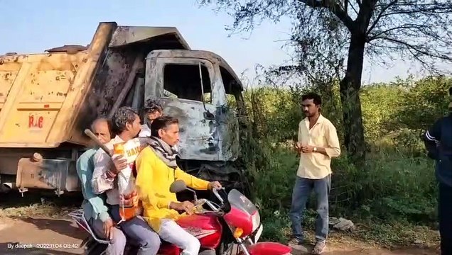 Video : डंफर ने मोटरसाइकिल सवार को मारी टक्कर, मौके पर ही मौत