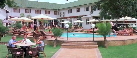 Hôtel Rwanda Bande-annonce (EN)