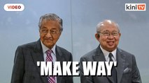 Kit Siang: Dr M, Ku Li should make way for younger leaders in GE15