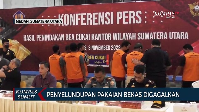 Bea Cukai Gagalkan Penyelundupan 449 Bal Pakaian bekas