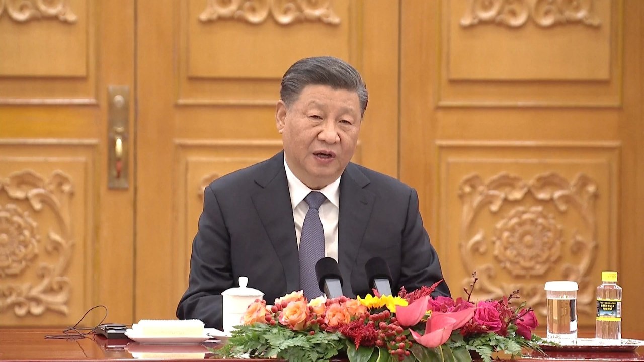 Xi pide a Scholz trabajar juntos en estos tiempos turbulentos