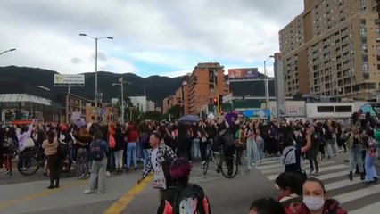 Download Video: Las mujeres colombianas protestan contra la impunidad de los violadores