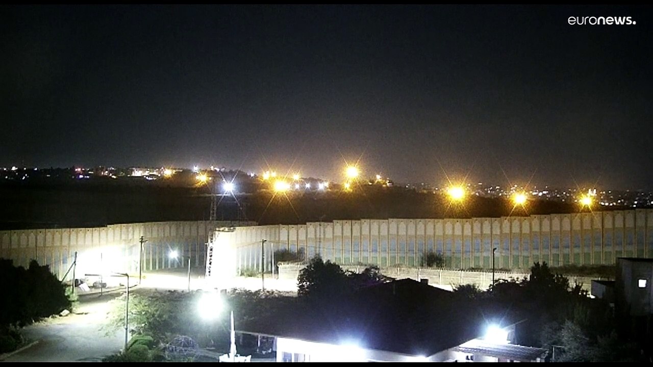 Israel bombardea objetivos en Gaza en respuesta al lanzamiento de cohetes palestinos