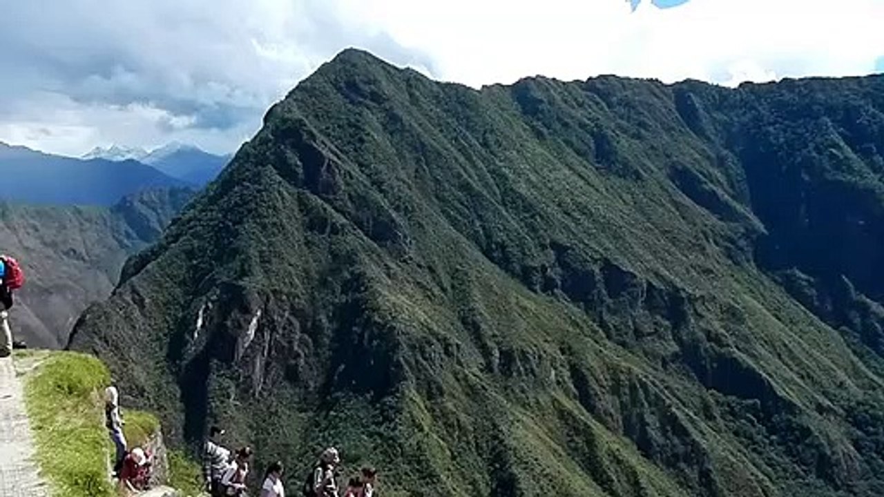 Peru_ Machu Picchu panorama