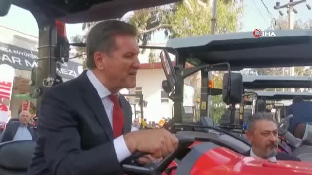 'Çiftçi traktör alamıyor' diyen Sarıgül'e 'Traktör yetiştiremiyoruz' yanıtı