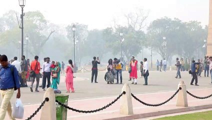 Nueva Delhi cierra escuelas, asfixiada por la contaminación