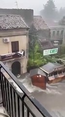 Bomba d’acqua in Irpinia, fiumi di fango invadono Montella