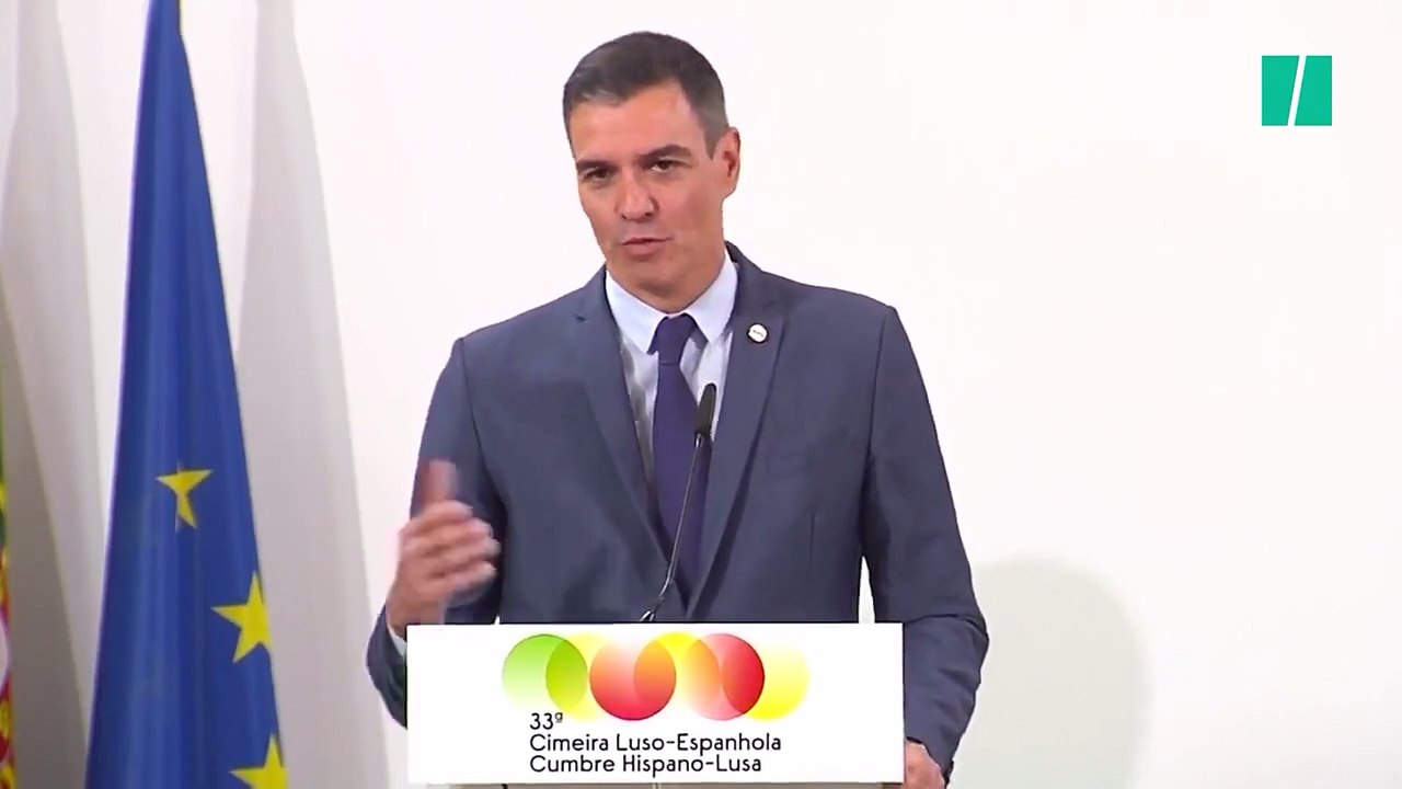 Sánchez le lanza un 'dardo envenenado' a Luis De Guindos y su "ayuda" con el impuesto a la banca