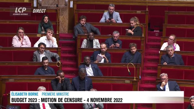 Elisabeth Borne s'exprime à l'Assemblée Nationale avant le vote du nouveau 49.3
