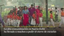 La población de Nueva Delhi pide el cierre de escuelas por la polución que cubre el cielo de la ciudad