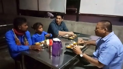 इन्दिरा रसोइयों में आकस्मिक निरीक्षण