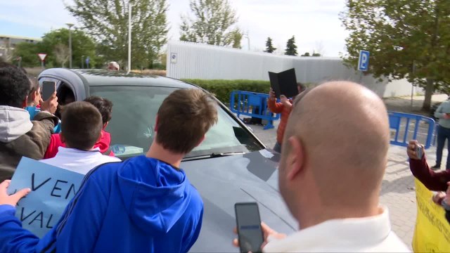 Ídolo total en Valdebebas: el detallazo de Camavinga que dejó boquiabierto a este niño