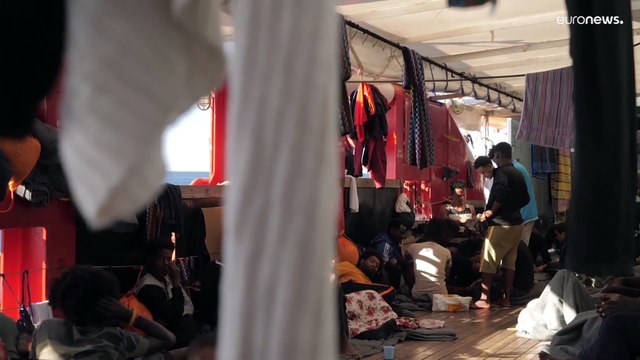 Le navire Ocean Viking et ses 234 rescapés toujours bloqués en mer Méditerranée