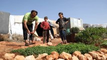 أرتفاع أسعار المحروقات يضاعف معاناة الأسر الفقيرة شمال سوريا