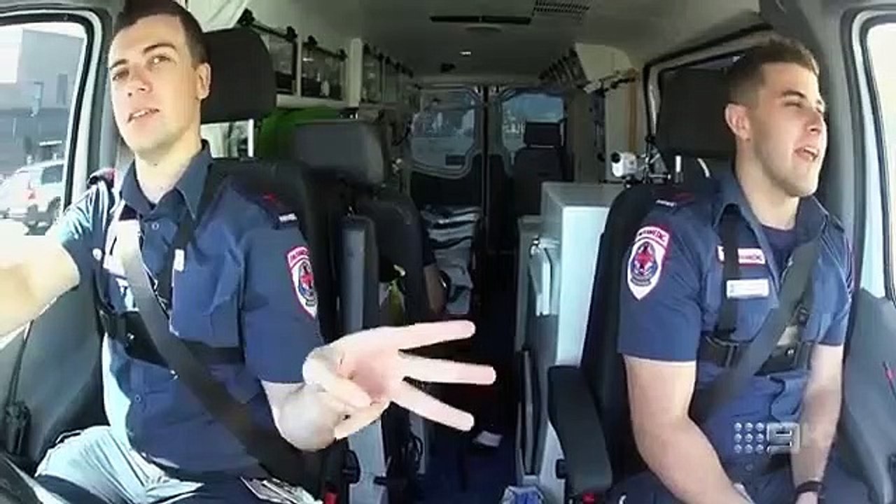 Paramedics (AU) - Se1 - Ep08 HD Watch HD Deutsch