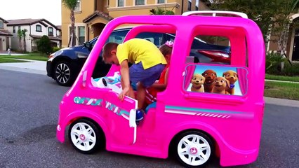 Diana and her Barbie car - Camping adventure