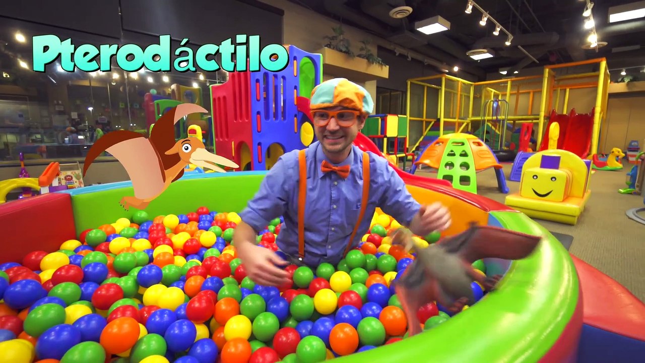 Blippi Español Aprende en el Patio de Juegos - Videos Educacionales para Niños y Infantiles