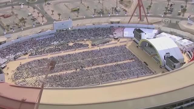 Papa Franciscus, Bahreyn Ulusal stadyumda yapılan ayini yönetti (3)