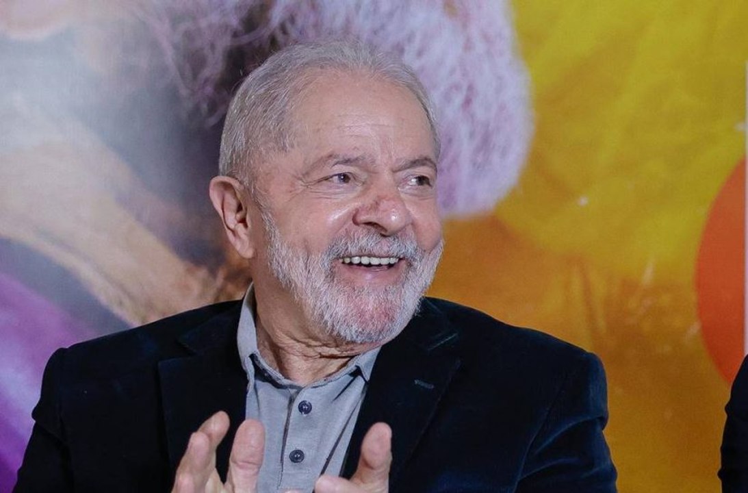 Bispo Edir Macedo diz que cristãos precisam perdoar Lula e que vitória foi da vontade de Deus