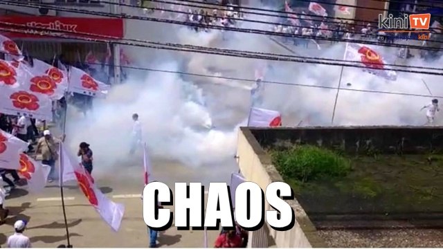 Police fire tear gas, nomination delayed in Tenom