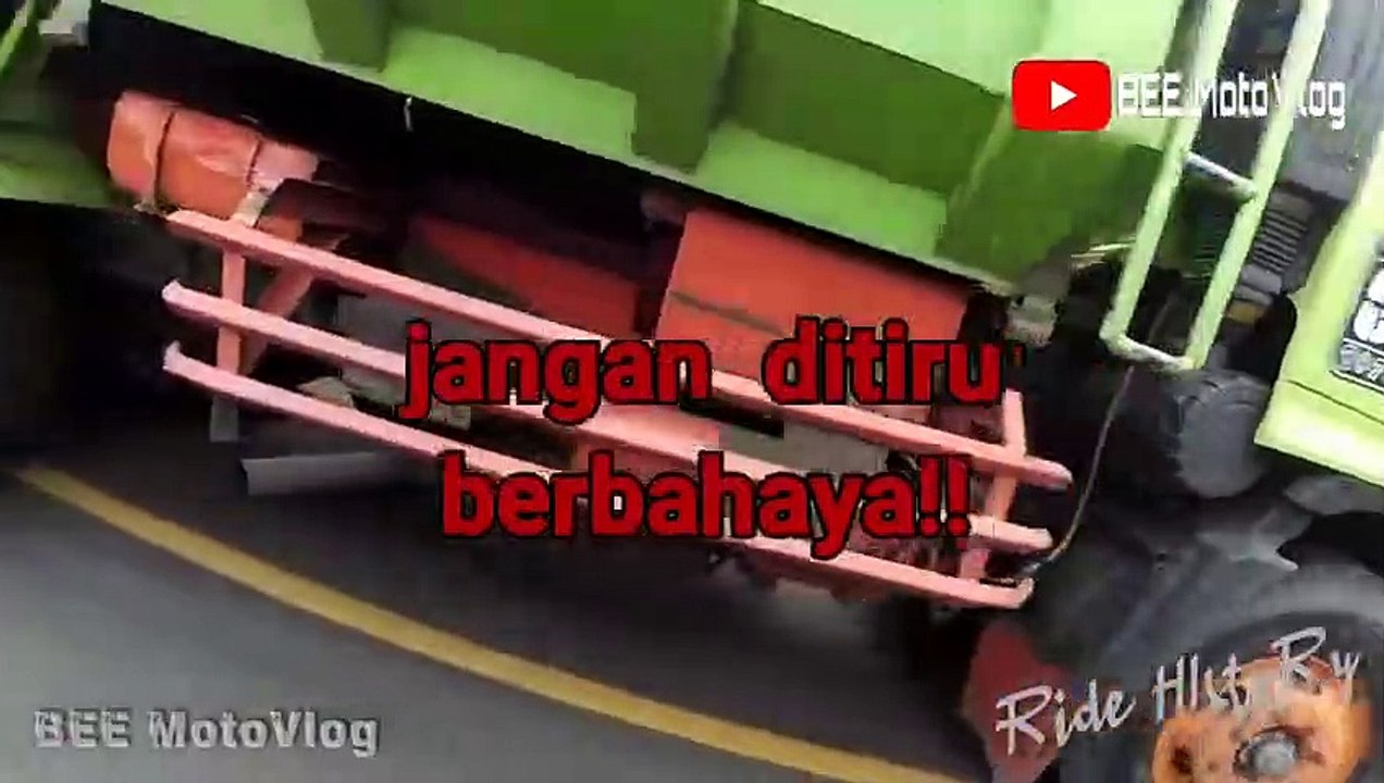 Bus BARBAR vs Biker Santuy - Disenggol Rombongan Touring  Ride History - 13