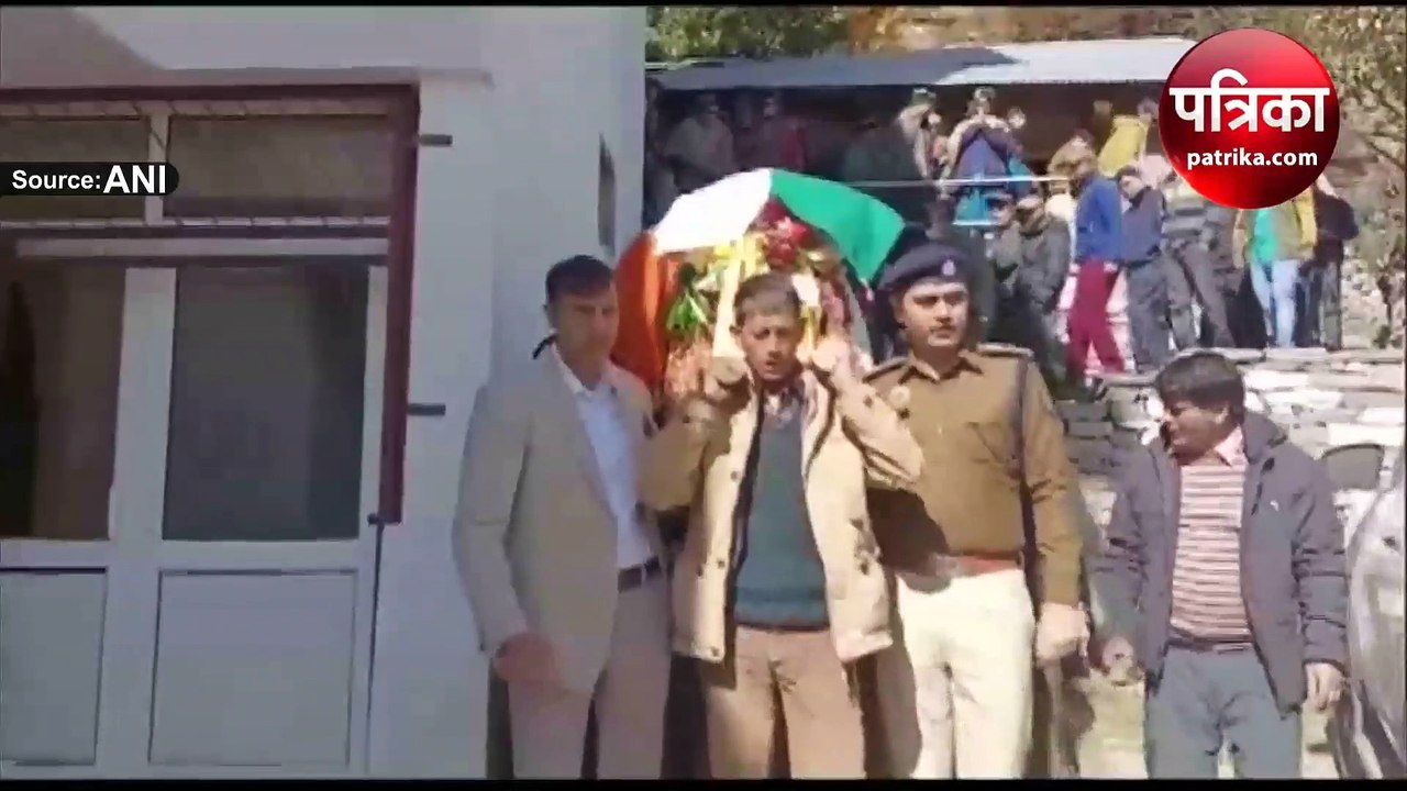 BJP अध्यक्ष जेपी नड्डा ने Congress पर साधा निशाना, कहा- 'कांग्रेस की नीति विकास रोको, राज करो'