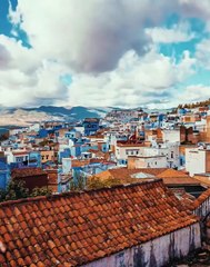 تعرف على صديق الطفولة عبر فيسبوك فوقع ما لم يكن فالحسبان