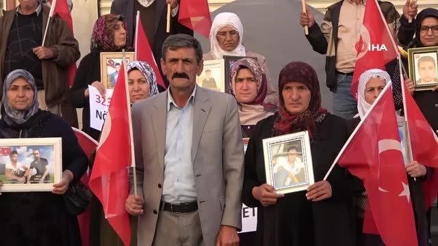 Aileler çağrıda bulunuyor, evlat nöbetine yeni aileler katılmaya devam ediyor