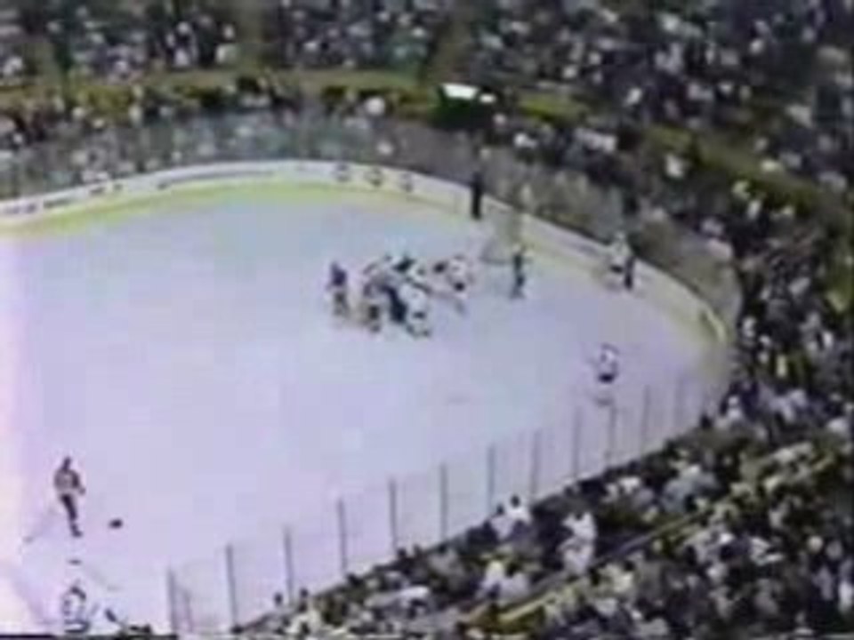 grave accident de hockey