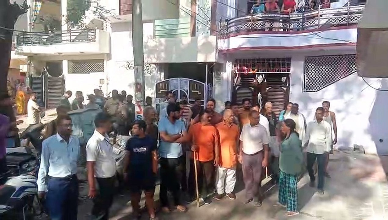 घर मे घुसा पैंथर,एक कमरे मे दंपती तो दूसरे मे प...