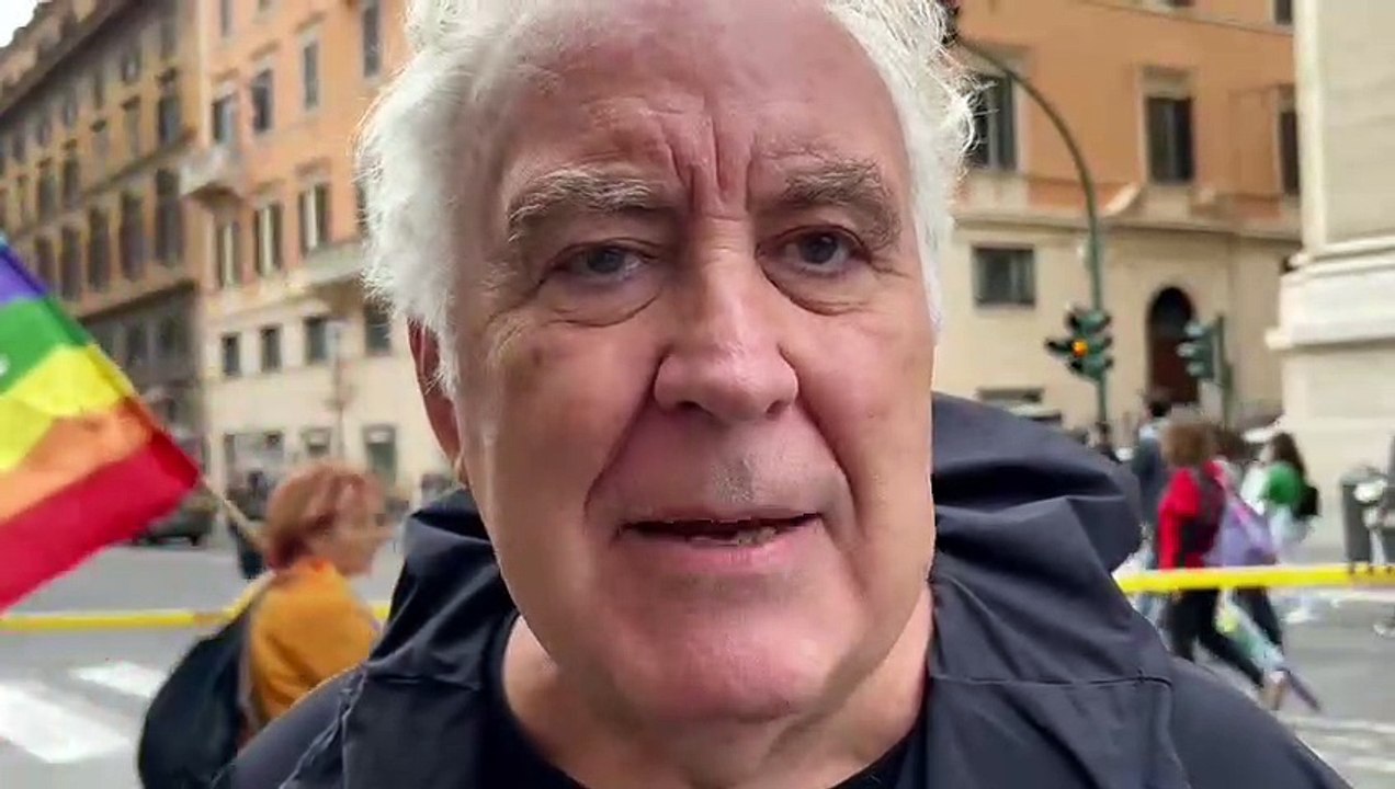 Ucraina, Santoro: "Favorevoli e contrari a invio armi insieme per cessate il fuoco" - Video