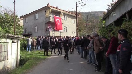 Amasra'daki patlamadan 21 gün sonra hayatını kaybeden madenci Taner Şen son yolculuğuna uğurlandı