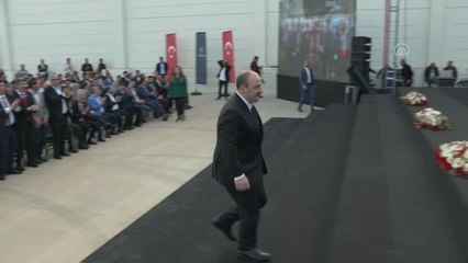 Download Video: GAZİANTEP - Cumhurbaşkanı Erdoğan, Gaziantep'te yapımı tamamlanan projelerin toplu açılışını yaptı (2)