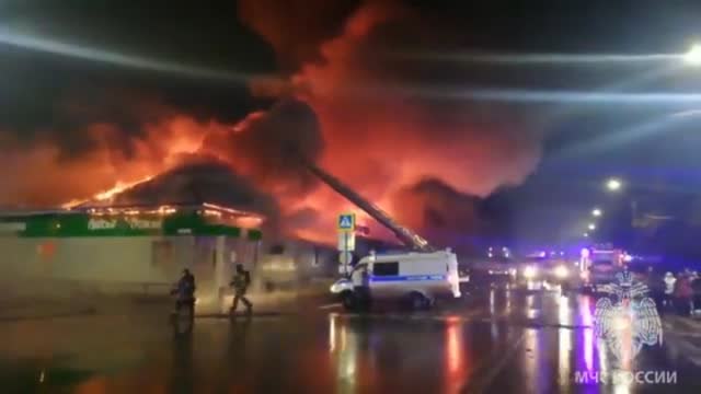 Al menos quince muertos en el incendio de una discoteca en Kostroma, Rusia