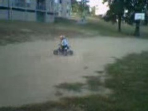 moto enfant pilote quad burn 3 ans cross