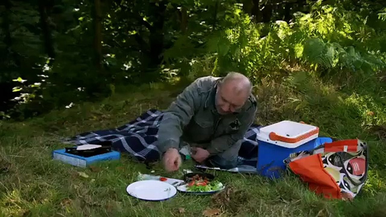 Mortimer $$ Whitehouse - Gone Fishing - Se2 - Ep01 - Wild Brown Trout - River Usk, South Wales HD Watch HD Deutsch