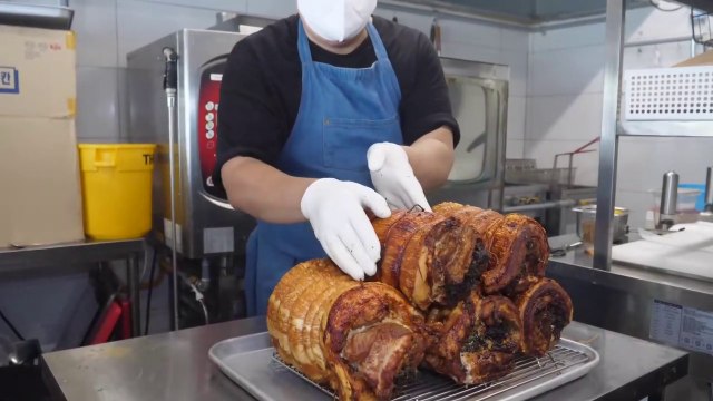 Meat bomb! American style meat sandwich korean street food
