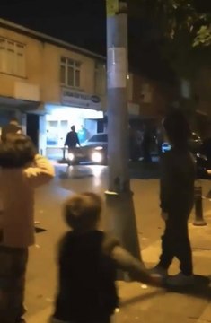 ÜMRANİYE'DE ASKER EĞLENCESİNDE ÇOCUKLARIN YANINDA POMPALI TÜFEKLE ATEŞ ETTİ