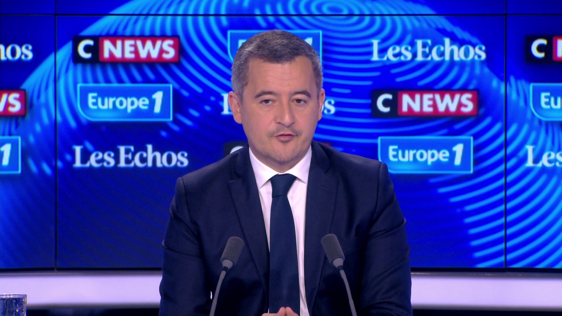 PSG : le cadeau fiscal de Darmanin - Vidéo Dailymotion