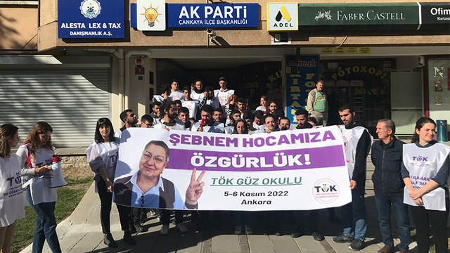 TTB Tıp Öğrencileri Kolu'ndan Şebnem Korur Fincancı'nın tutuklanmasına tepki: Şebnem Hoca’mıza özgürlük istiyoruz