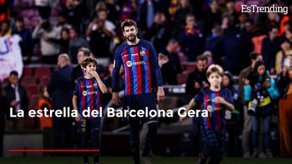 Entre lágrimas y ovaciones, Gerard Piqué se despidió del fútbol profesional