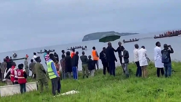 Al menos 19 muertos al estrellarse un avión de pasajeros en el lago Victoria