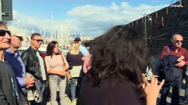 Мигранты на Humanity-1 : Италия пустила не всех